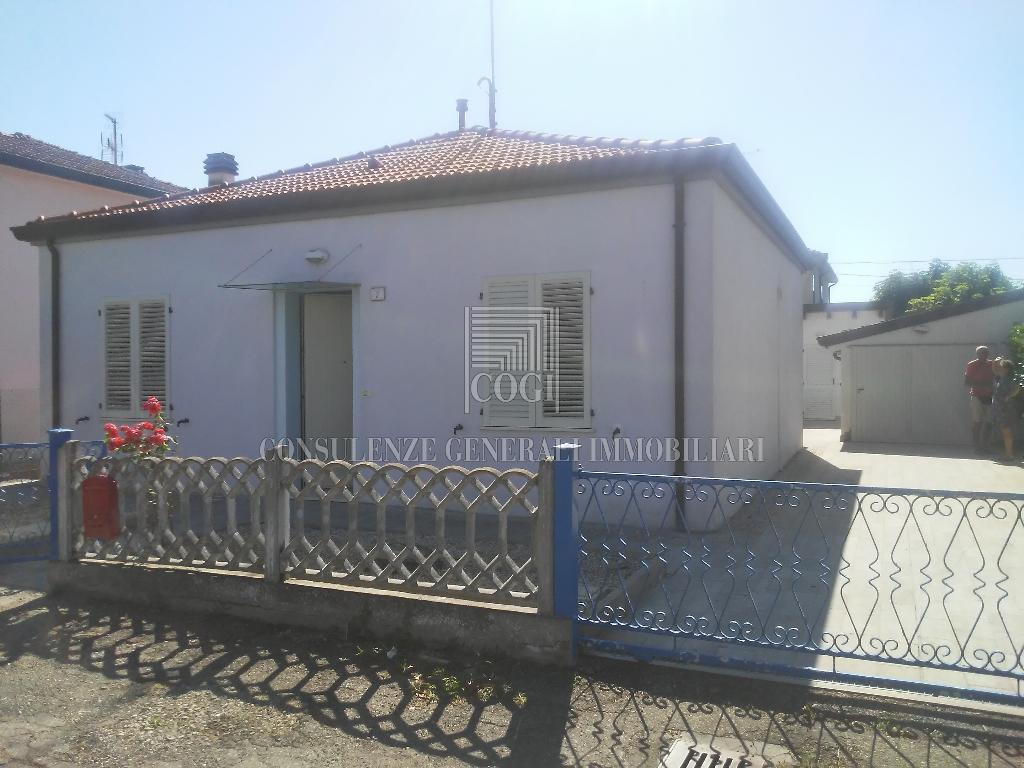 massa lombarda vendita quart:  compro casa srl