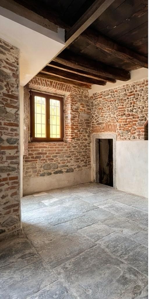 Renta Ufficio, Carnago