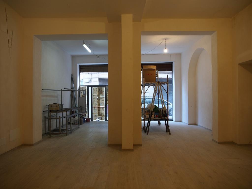 Negozio - Loc.Com. PALERMO vendita  Centro storico VIa GIovanni Da Procida Punto Casa di Claudio Costantino