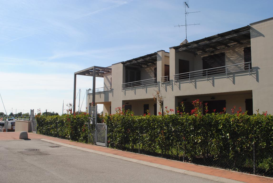  italia vendita quart:  s.co.r. ravenna srl
