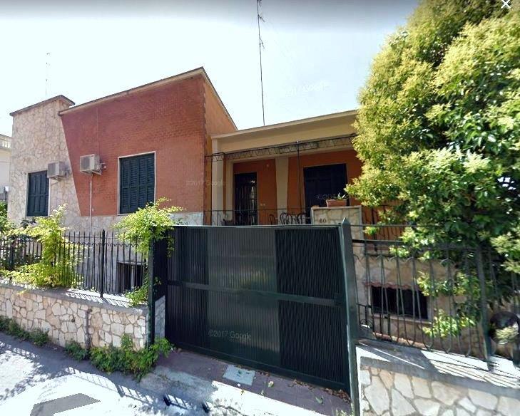 Villa BARI vendita  CARBONARA VIA BOLOGNA LEVANTE IMMOBILIARE sas di Gallo Vito & C.