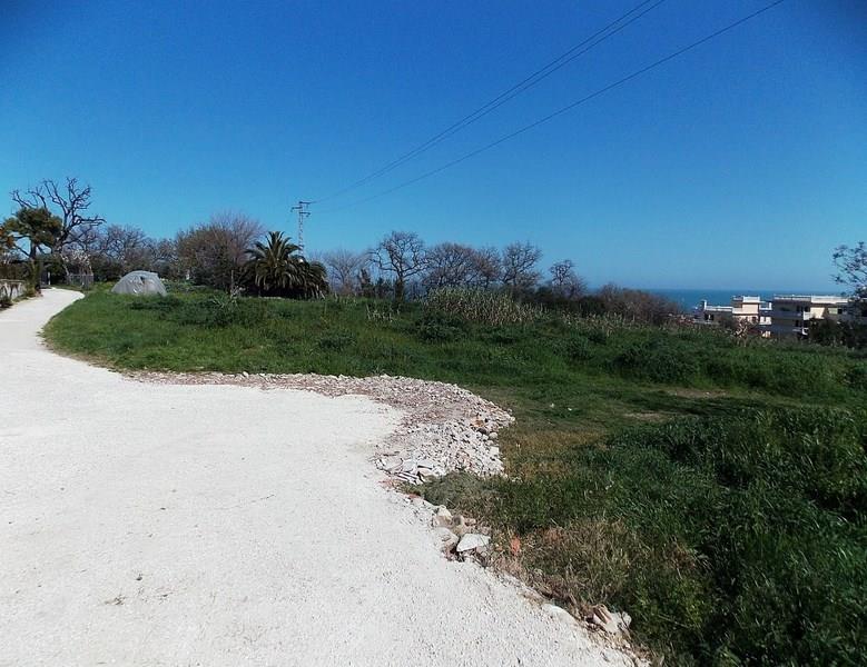 Terreno in vendita a Grottammare per commerciale