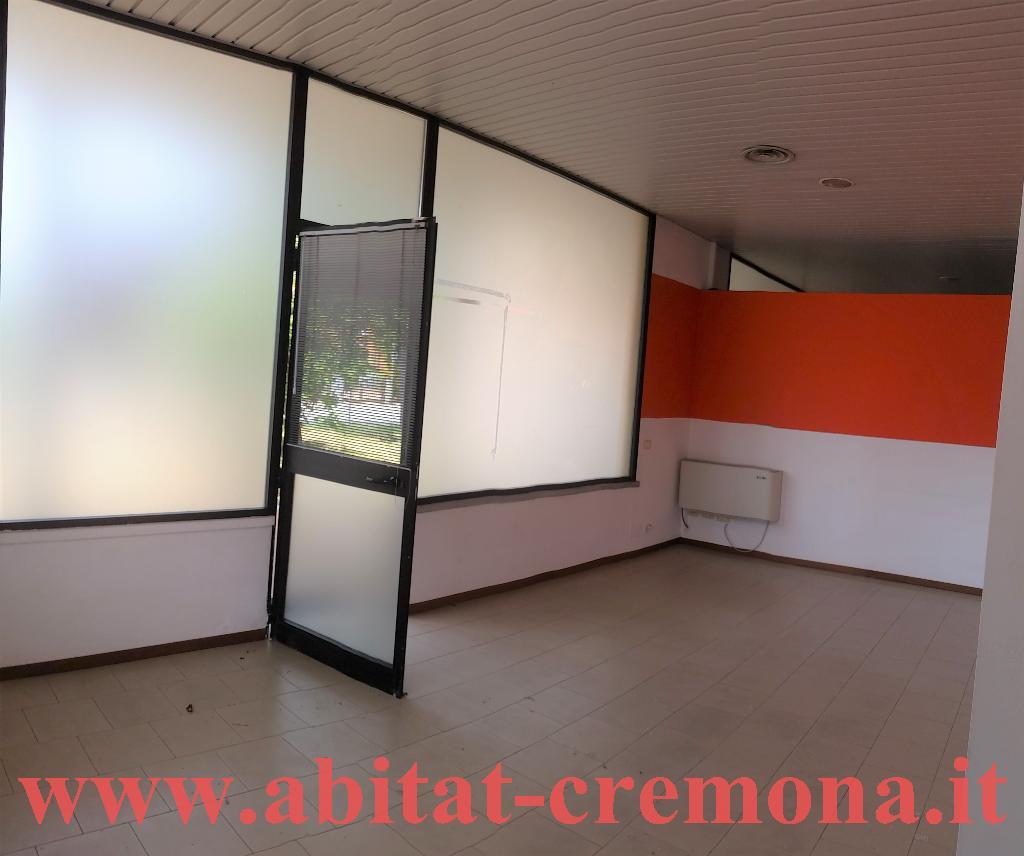 Negozio - Loc.Com. CREMONA vendita   via pampurino ABITAT SNC DI MAZZINI LUCA E C.
