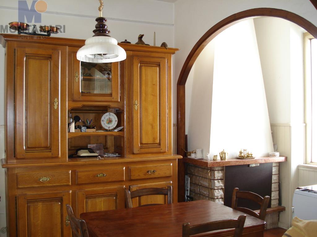  foligno vendita quart:  montanari immobiliare
