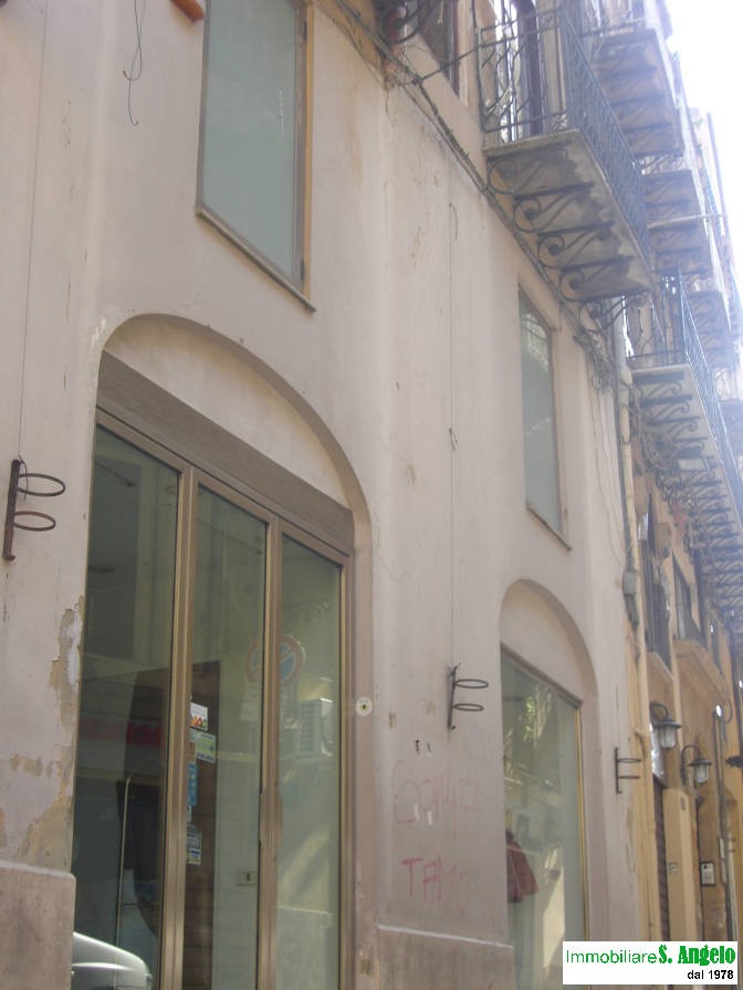 Negozio - Loc.Com. AGRIGENTO affitto   via Atenea CANTAVENERA ROSARIO