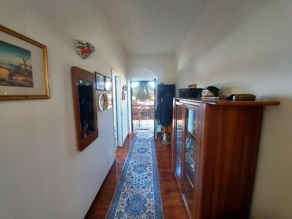 Appartamento SEREGNO vendita   Via Manzoni air servizi immobiliari