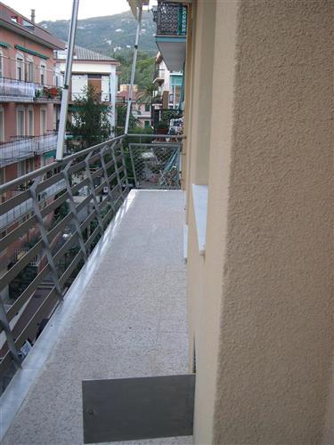 Appartamento ALASSIO vendita    Agenzia 4 Mura
