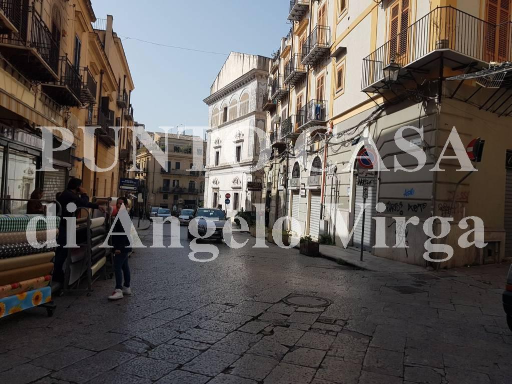 Negozio - Loc.Com. PALERMO vendita  MAQUEDA  PUNTO CASA VIRGA Srl