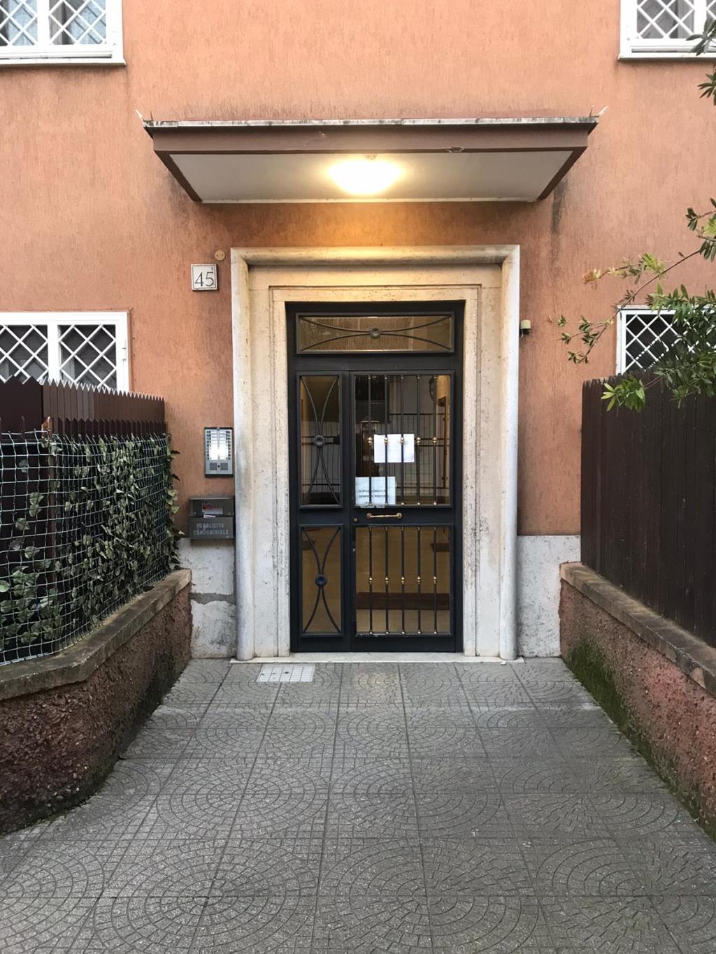 Appartamento ROMA vendita  Centocelle via dei castani LA DOMUS SRL