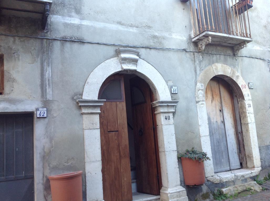 Villa Unifamiliare - Indipendente CAMPODIPIETRA vendita   centro paese STUDIO IMMOBILIARE  d