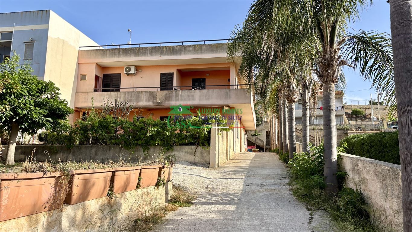 Appartamento in Vendita