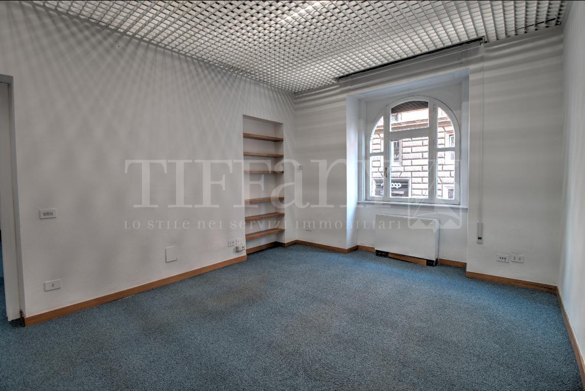 Appartamento ROMA vendita  Centro storico Via Toscana Tiffany Srl Studio Immobiliare