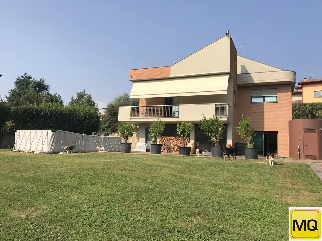  caprino bergamasco vendita quart:  agenzia immobiliare metroquadro