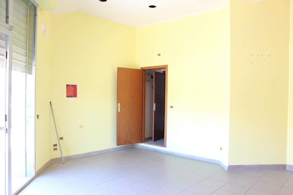 Negozio - Loc.Com. SIRACUSA vendita    Progetto Immobiliare di Salvo Loreto