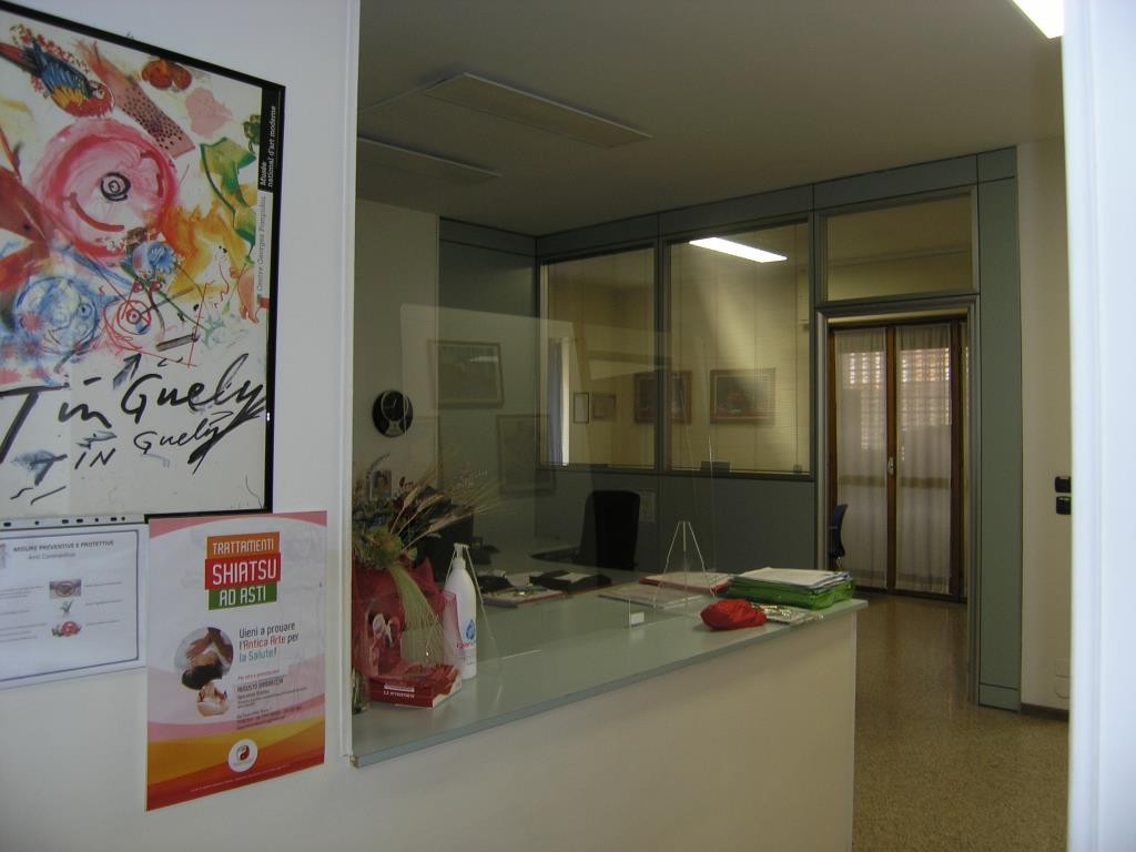 Ufficio - Loc.Com. ASTI affitto   Via Giacomo Leopardi Specialcase