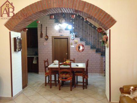 Villa Unifamiliare - Indipendente GAMBOLÒ vendita   via G. Mazzini Acquaotta Basilia Maria