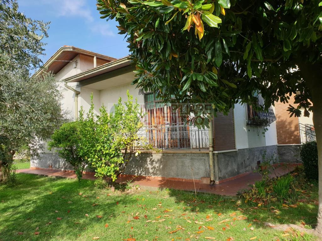 Villa Unifamiliare - Indipendente SARZANA vendita    IL CENTRO IMMOBILIARE snc di Stefano Santi