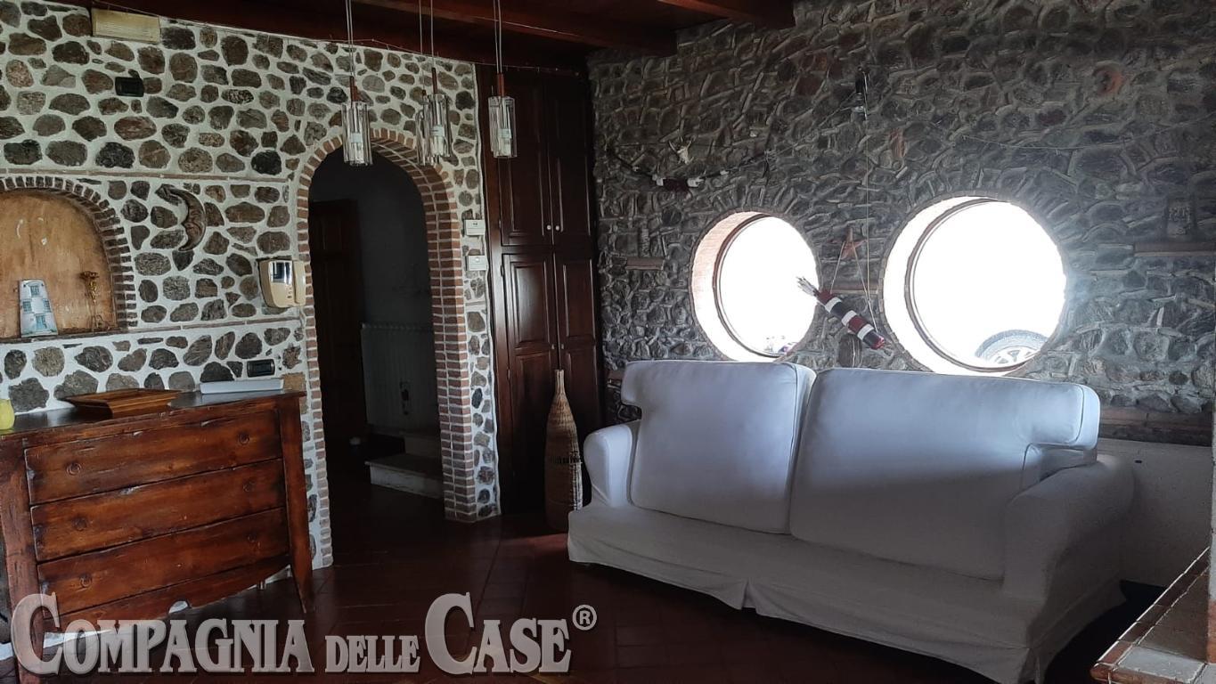 Villa Unifamiliare - Indipendente MONTEPAONE vendita    COMPAGNIA DELLE CASE REAL ESTATE  SRLS