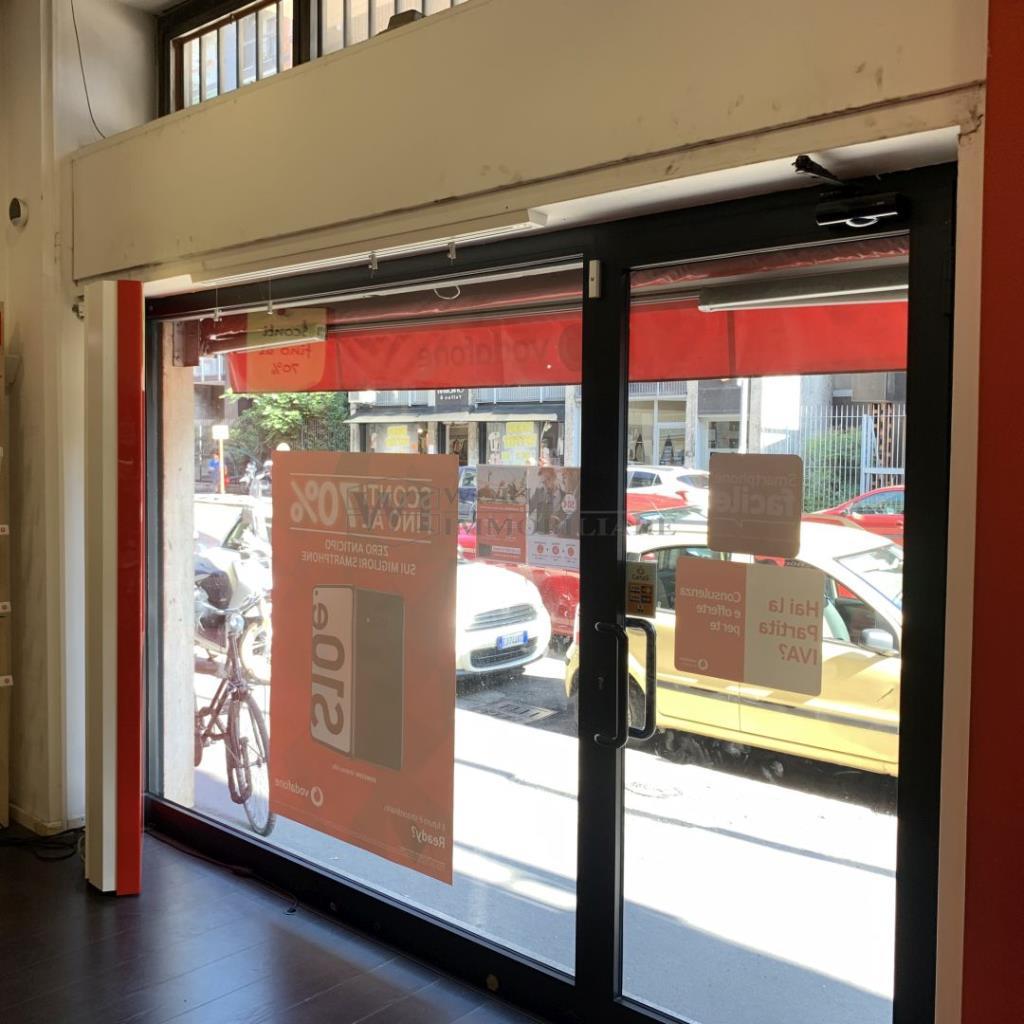 Negozio - Loc.Com. MILANO affitto  UDINE via pordenone WORLD IMMOBILIARE SRL