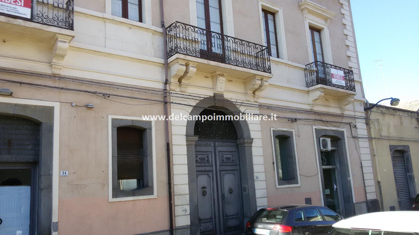 Appartamento RANDAZZO vendita   Via M. Birelli Immobiliare Del Campo