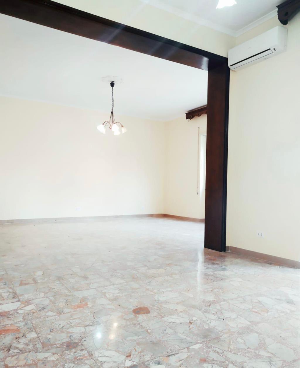 Appartamento ROMA affitto  PORTUENSE (SUBURBI DELLA XV MUN.) Viale dei Colli Portuensi LA DOMUS SRL