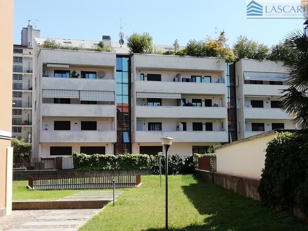 Ufficio - Loc.Com. BERGAMO vendita   Via San Giovanni Bosco Lascari Servizi Immobiliari