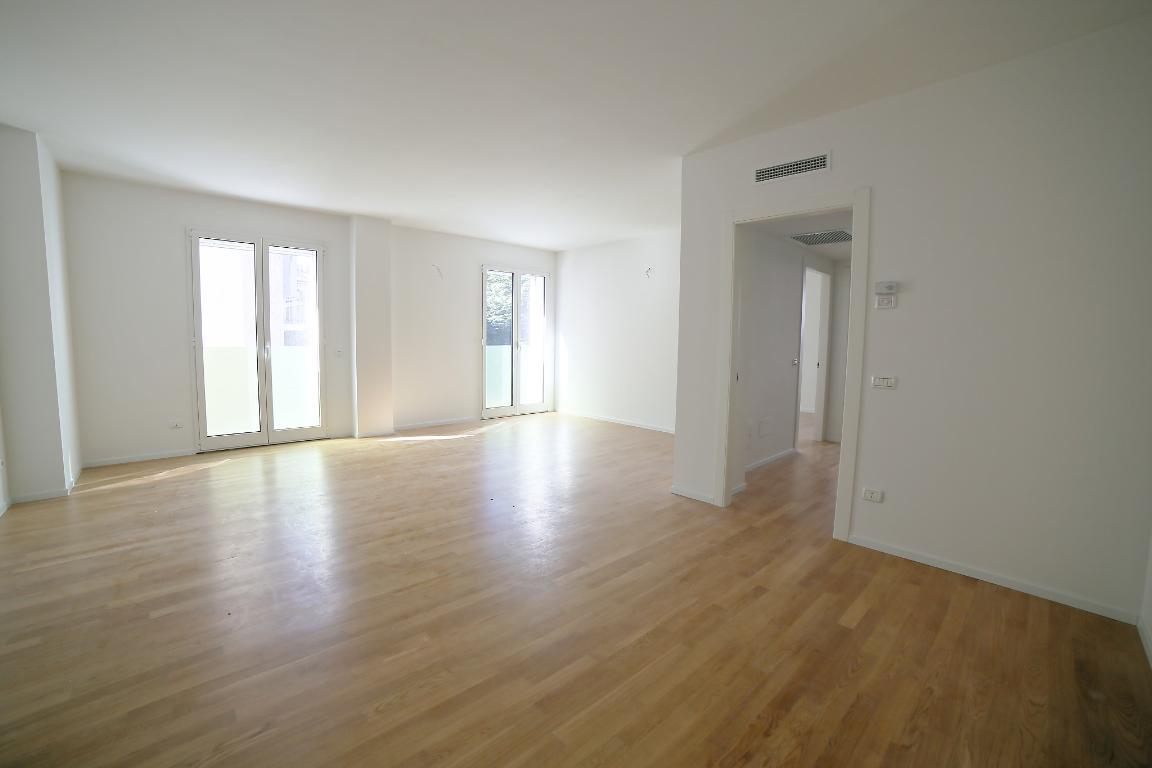  monza vendita quart: centro bassi immobiliare