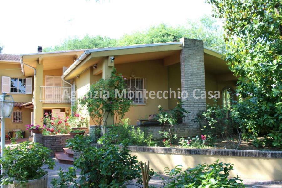 Villa PESARO vendita    Agenzia Montecchio Casa