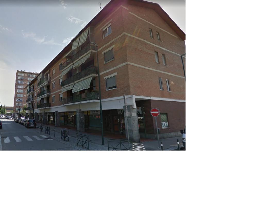  torino vendita quart: mirafiori sud bimar-sas-di-rossi-ivano-&-c.