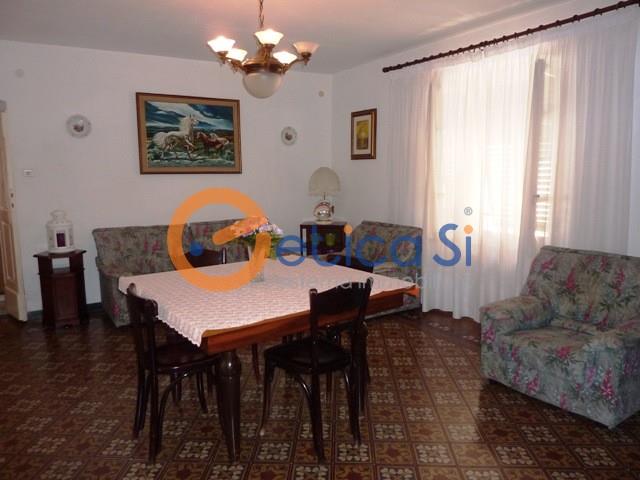 Appartamento PORTO AZZURRO vendita   via Solferino LA DOMUS SRL