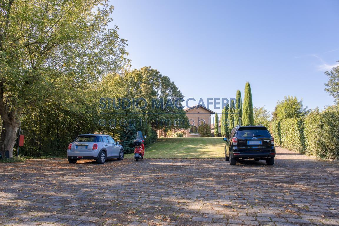 Villa BOLOGNA vendita  COSTA SARAGOZZA  Studio Maccaferri Agenti Immobiliare & C. Sas