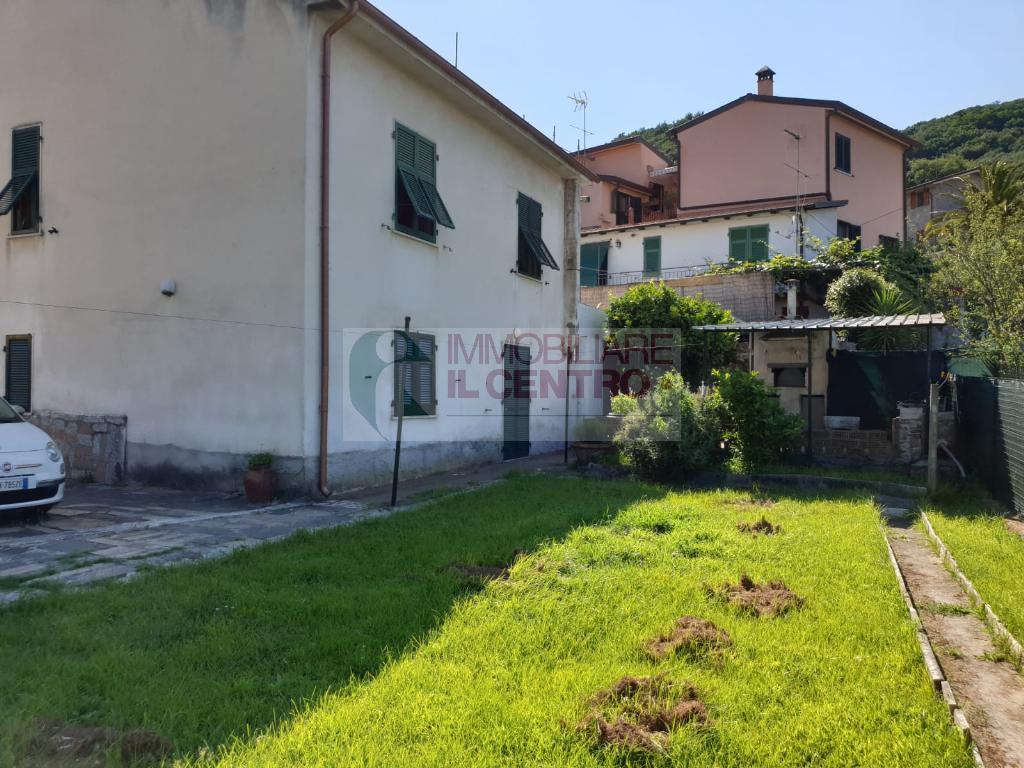  ameglia vendita quart:  il centro immobiliare snc di stefano santi