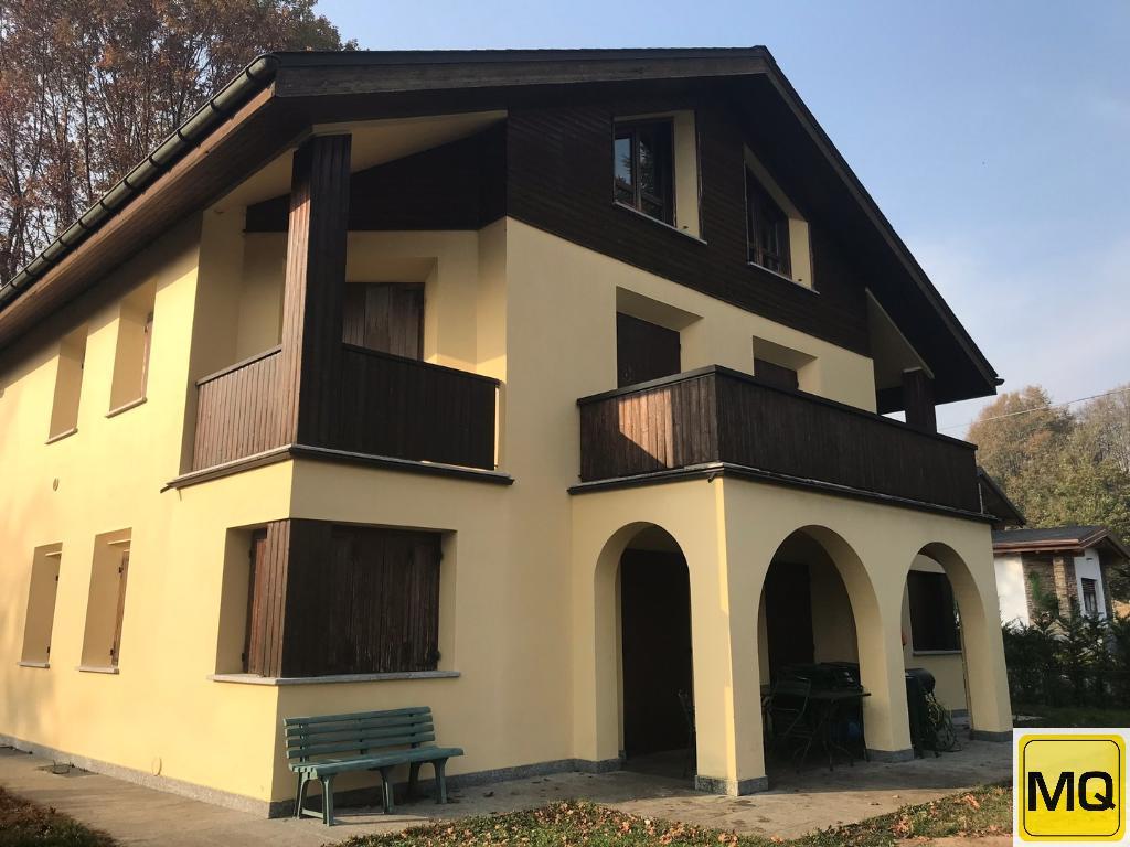Villa CREMENO vendita   Via Noccoli Agenzia Immobiliare Metroquadro