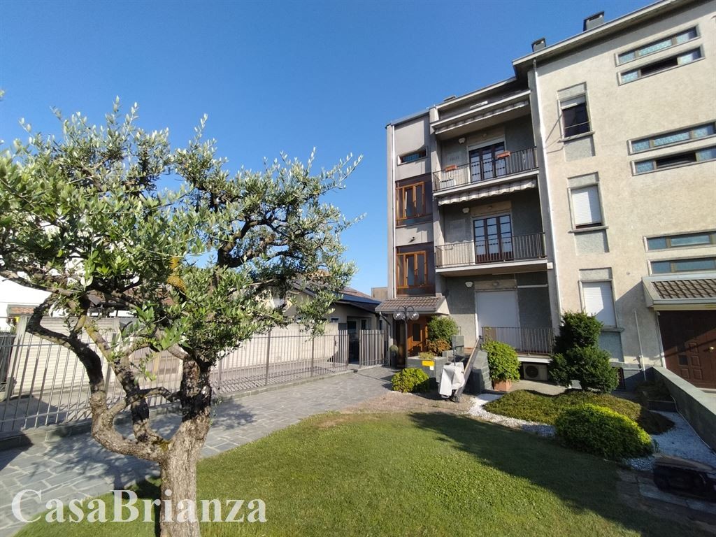 Vendita Ufficio, Macherio