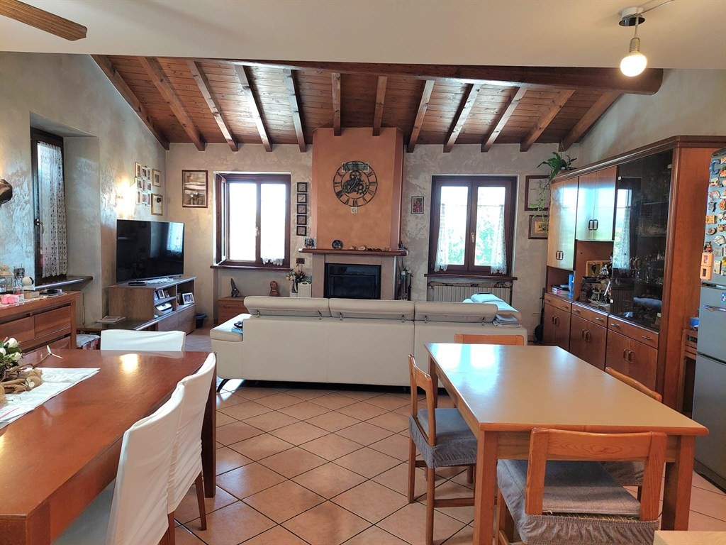 Appartamento in Vendita