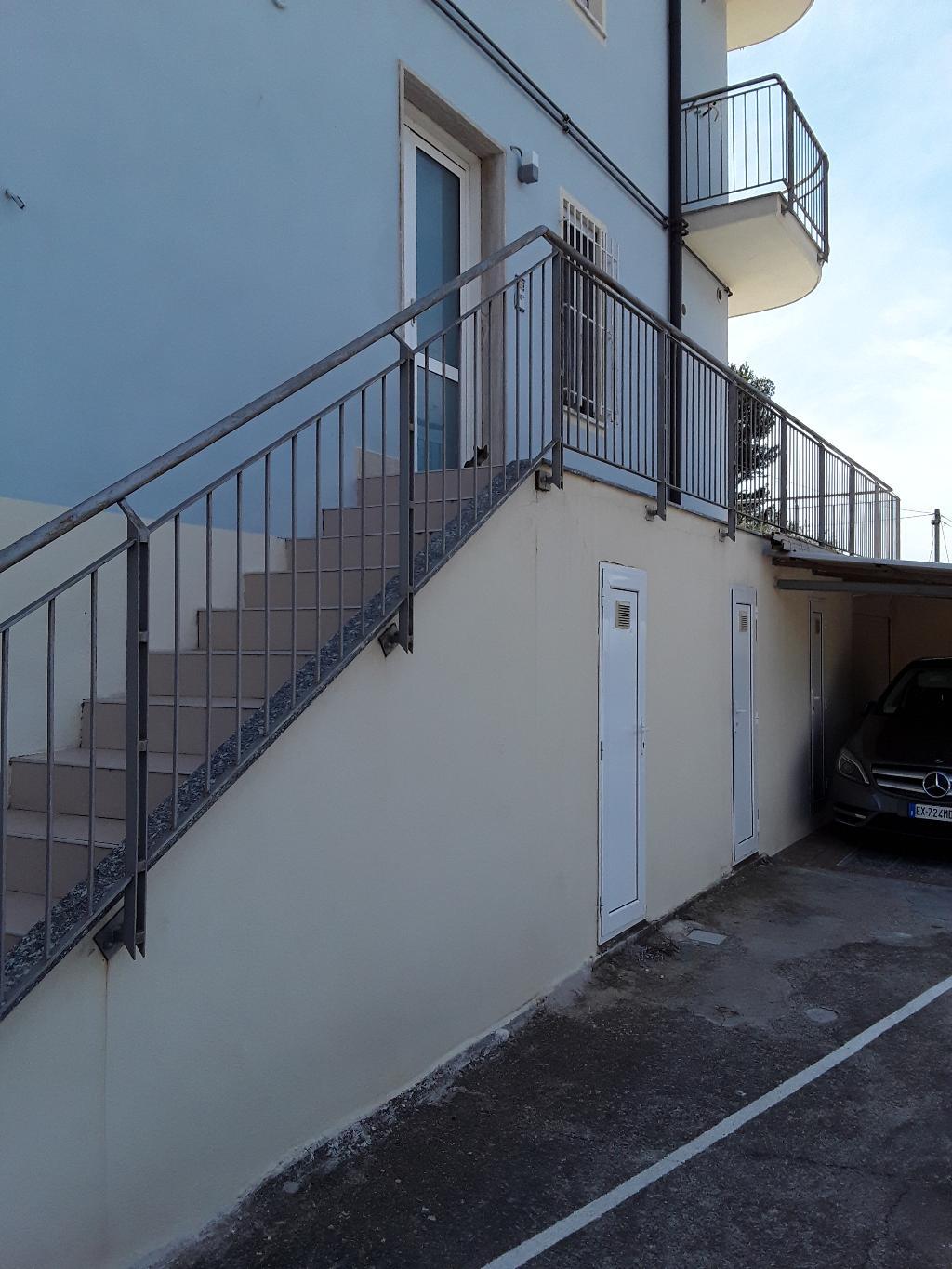Appartamento ITALIA vendita   via Aurelia Ponente BIMAR SAS DI ROSSI IVANO & C.
