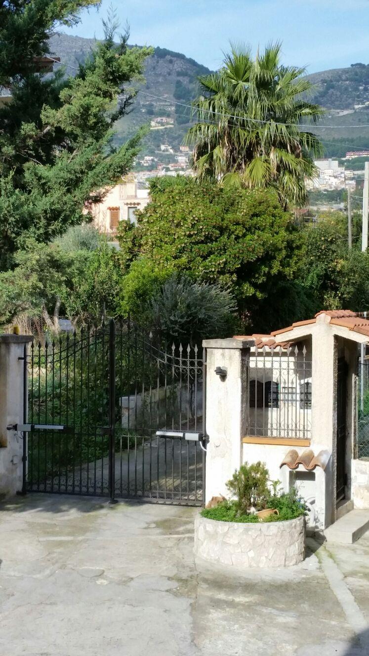  monreale vendita quart:  punto casa di claudio costantino