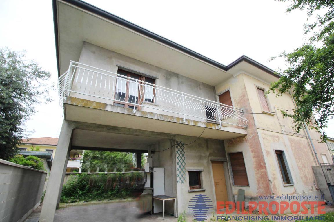 Villa Unifamiliare - Indipendente COGLIATE vendita   via Cesare Battisti Edilproposte Lazzate