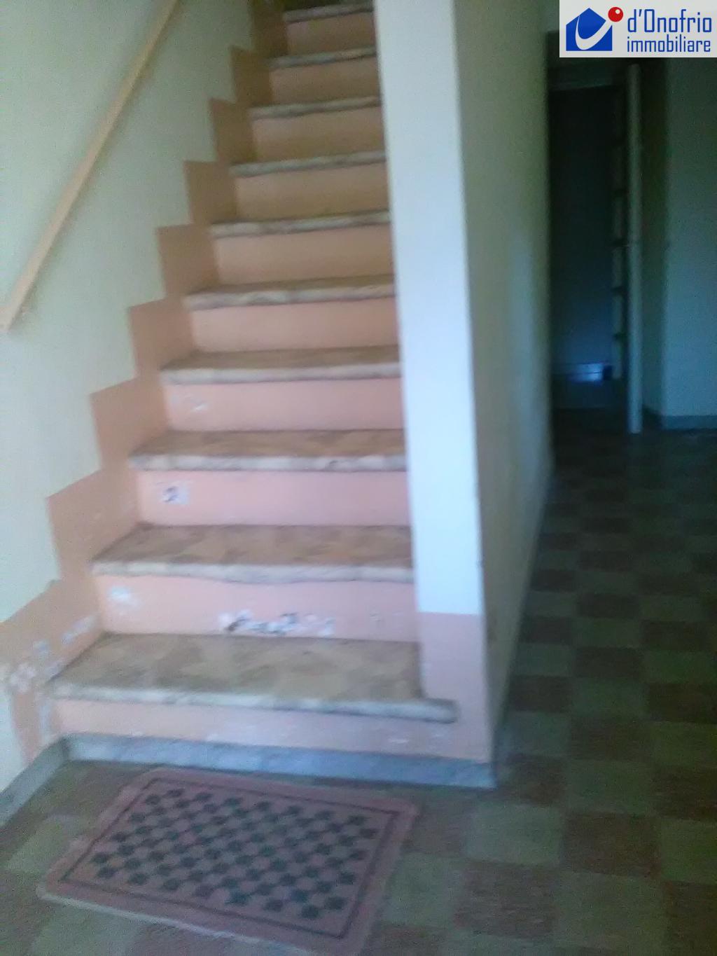 Villa Unifamiliare - Indipendente CAMPOBASSO vendita   VIA VENEZIA STUDIO IMMOBILIARE  d