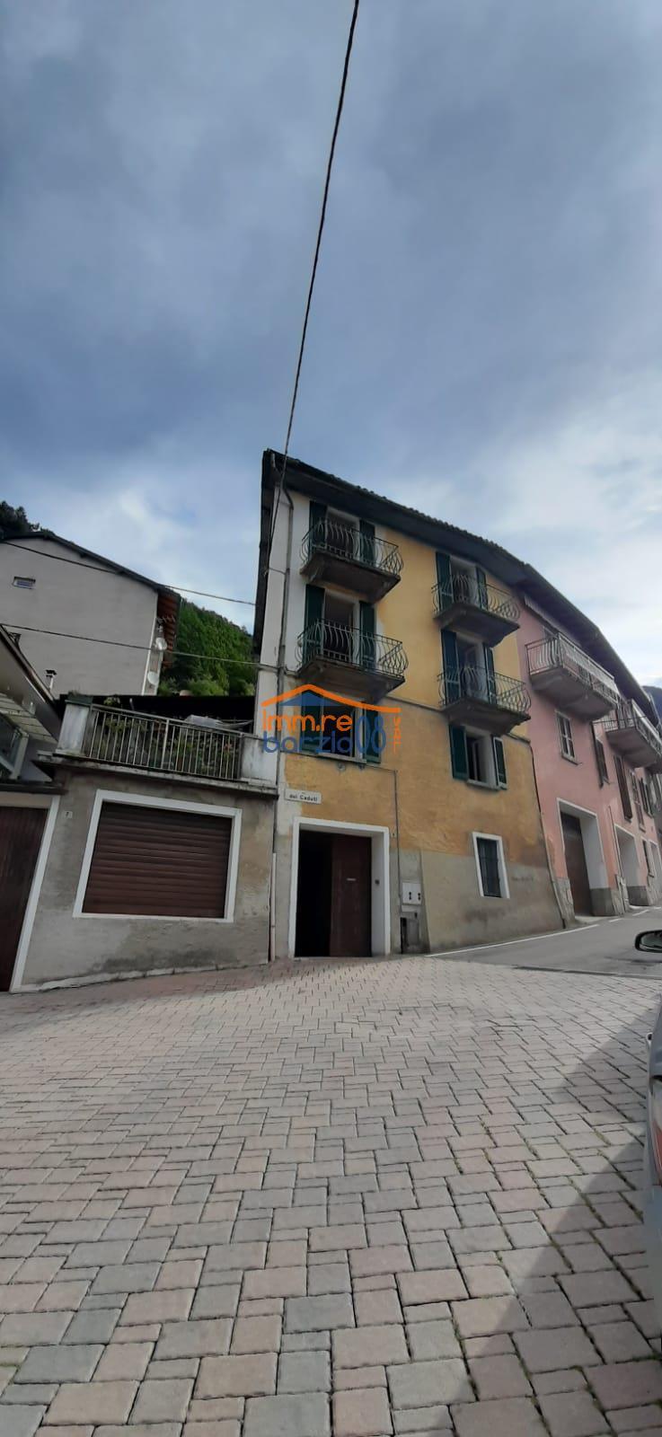  primaluna vendita quart:  imm.re barzio 08 s.r.l.