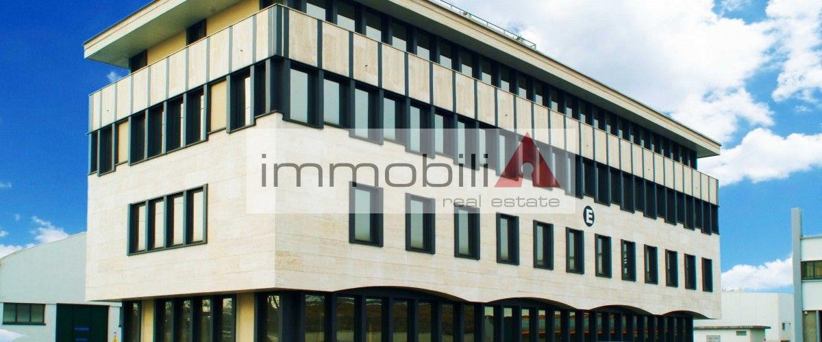Ufficio in Affitto