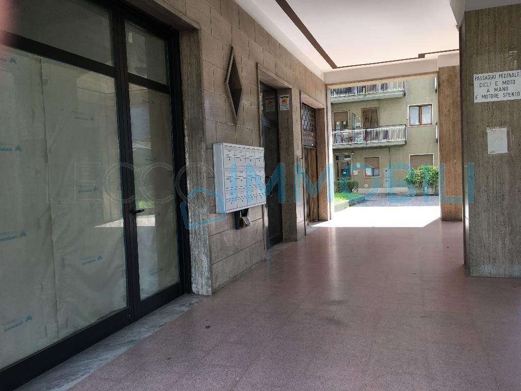 Negozio - Loc.Com. LECCO affitto   corso martiri STUDIO LECCO TRE S.R.L.