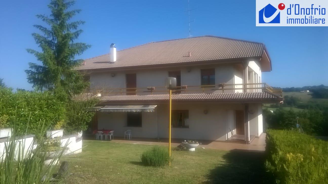  vinchiaturo vendita quart:  studio-immobiliare-d