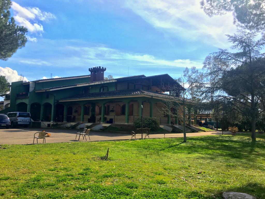 Villa LATINA vendita   Strada Acquaviva IMMOBILI DI PRESTIGIO SRL