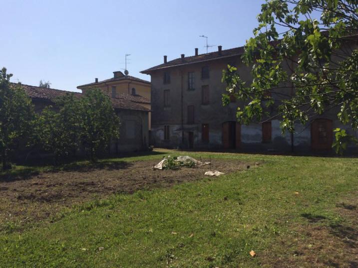 Villa Unifamiliare - Indipendente DOSOLO vendita   via xx settembre Nordimmobiliare Mantova Sas