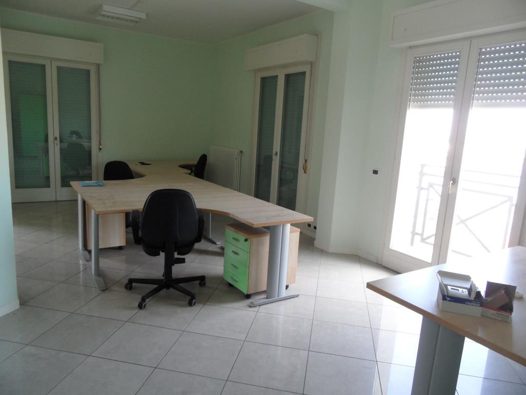 Ufficio - Loc.Com. RAVENNA affitto  DARSENA  STUDIO EFFE di FABBRI PIERLUIGI e C. s.a.s.