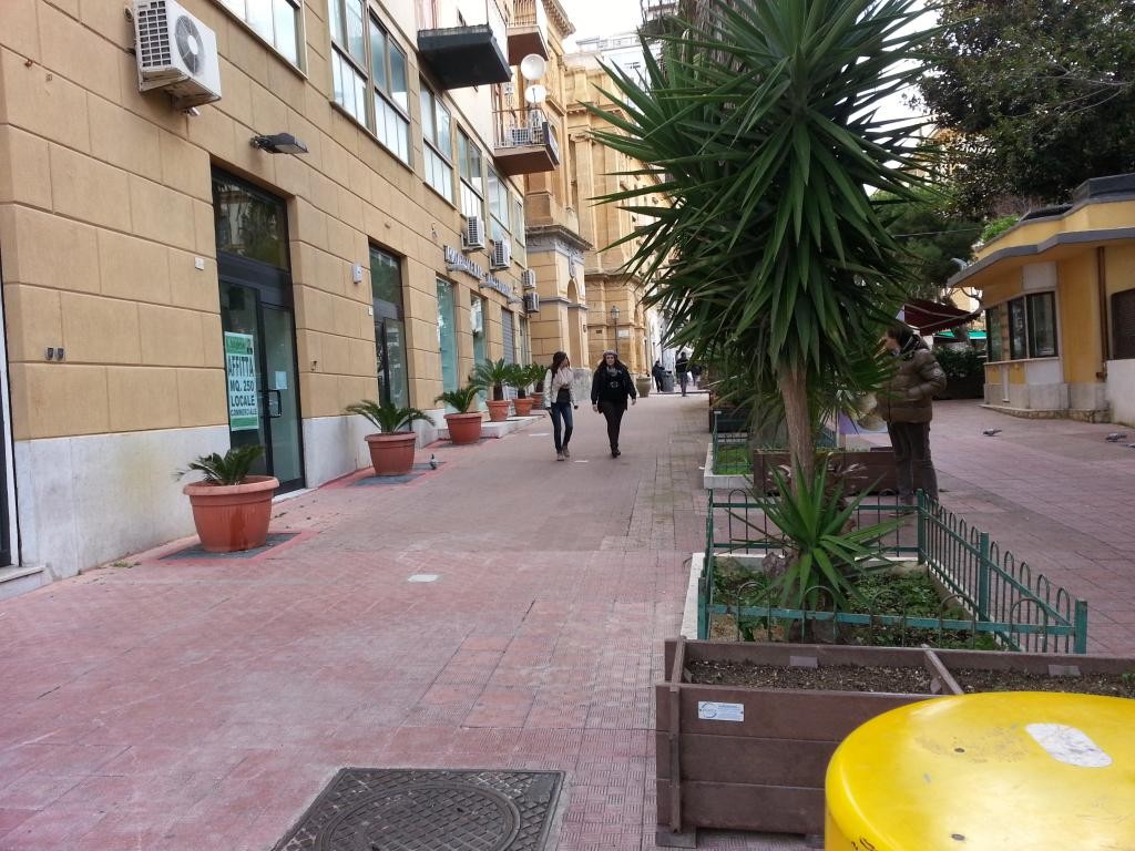 Negozio - Loc.Com. AGRIGENTO affitto   via Gioeni-Porta di Ponte CANTAVENERA ROSARIO
