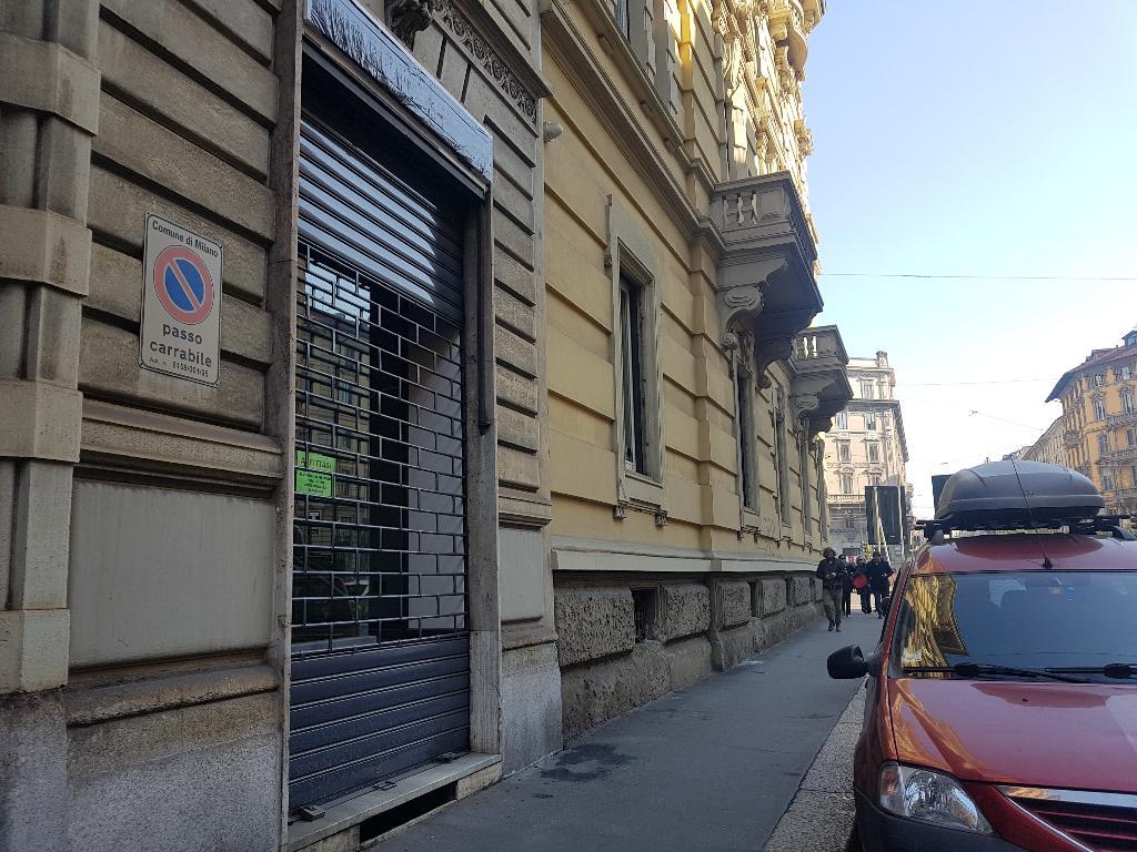Negozio - Loc.Com. MILANO affitto  CADORNA via boccaccio DMV Real Estate
