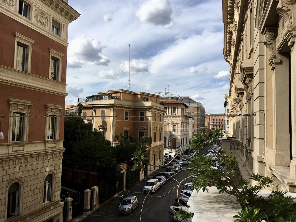Appartamento ROMA vendita  PRATI via Orazio SAMO ITALIA SRL