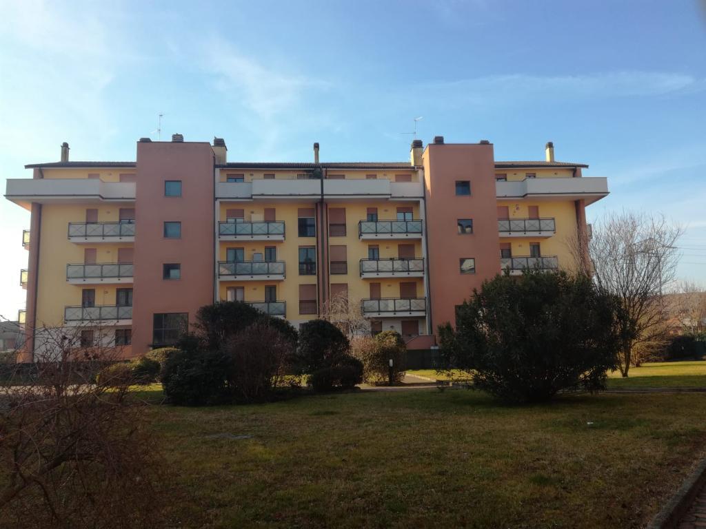  tavazzano con villavesco vendita quart:  studio lingiardi servzi immobiliari srl